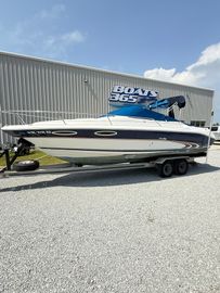 1997 Sea Ray 240 Signature