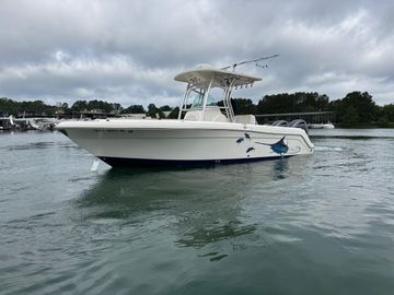 2014 Robalo R260 Center Console