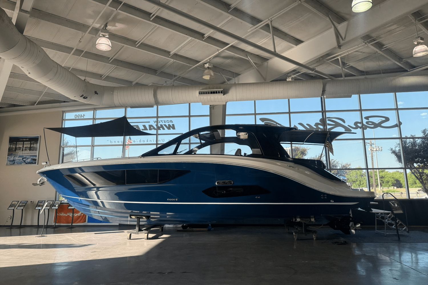 2025 Sea Ray Sundancer 370