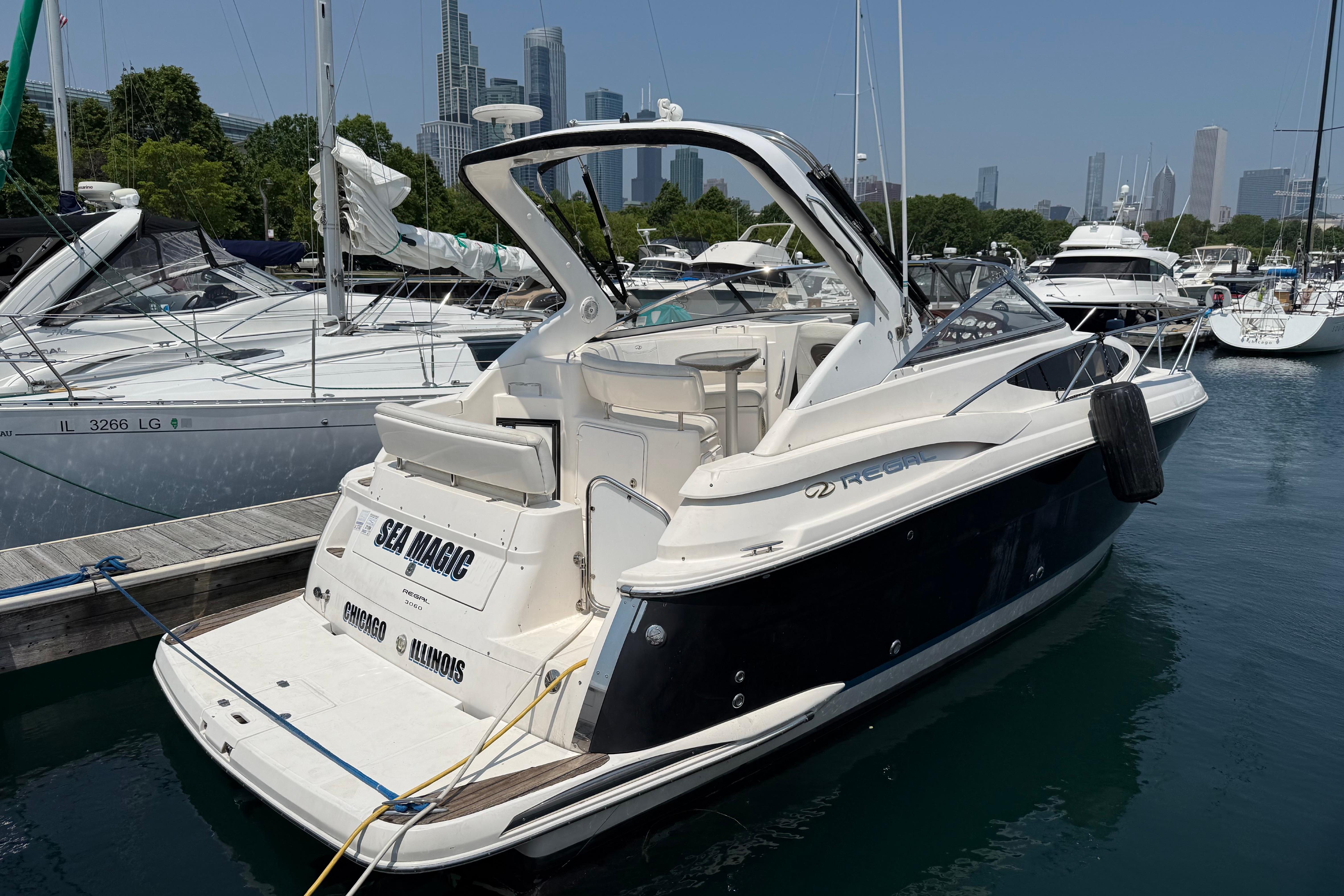 2007 Regal 3060 Window Express