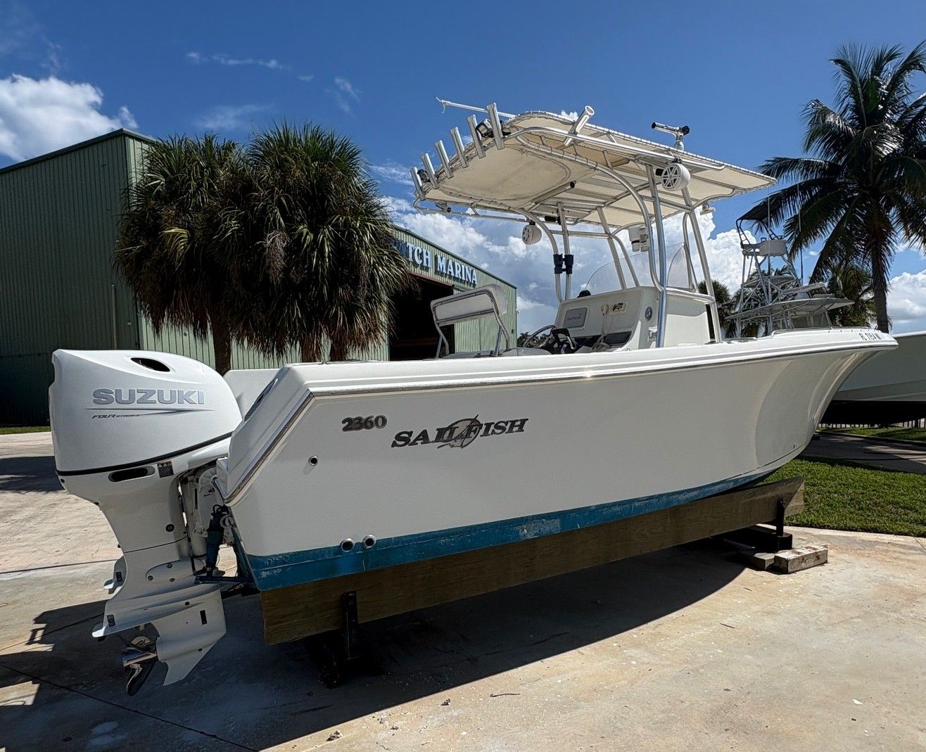 2007 Sailfish 2360 CC