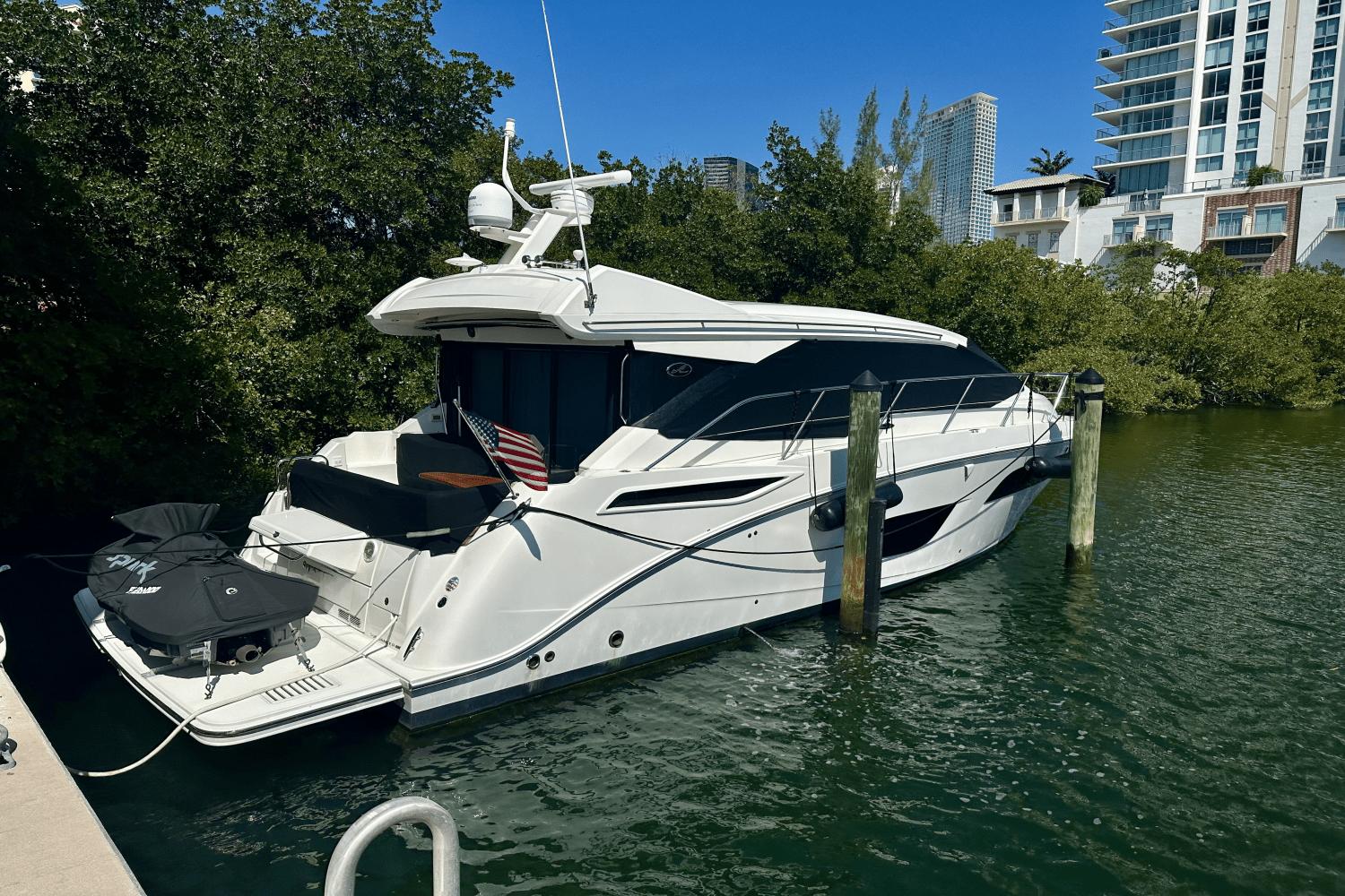 2017 Sea Ray 460 Sundancer