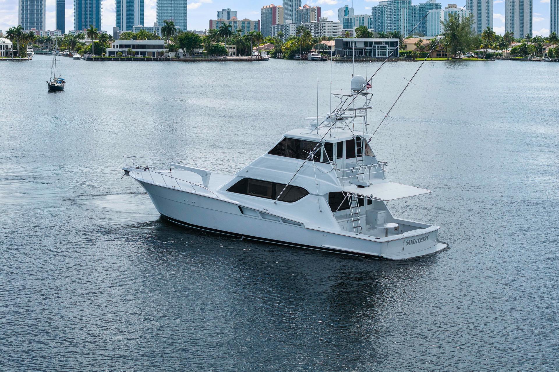 2002 Hatteras 60 Convertible