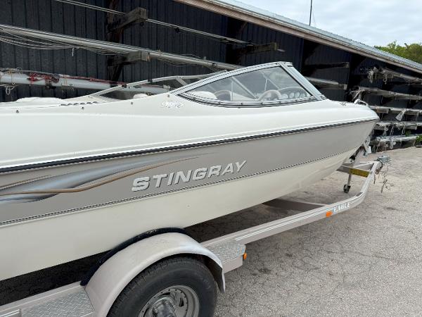2003 Stingray 200 Lx