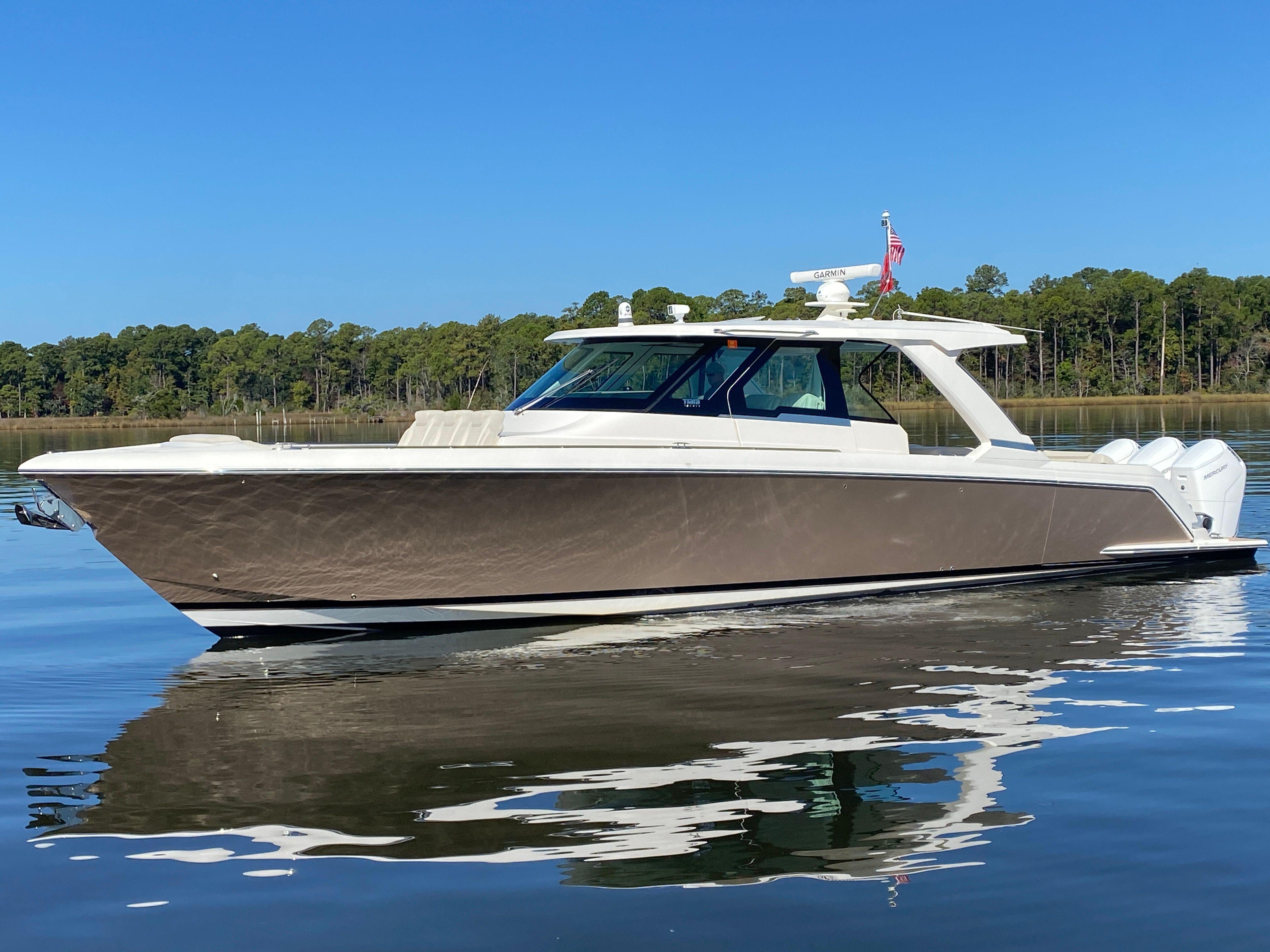 2023 Tiara Yachts 48 LS