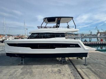 2025 Fountaine Pajot MY5