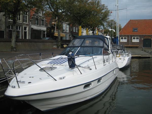 2002 Sealine S 34