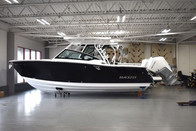 2024 Blackfin 272DC