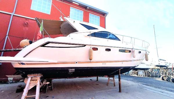 Fairline TARGA 44 GT 01