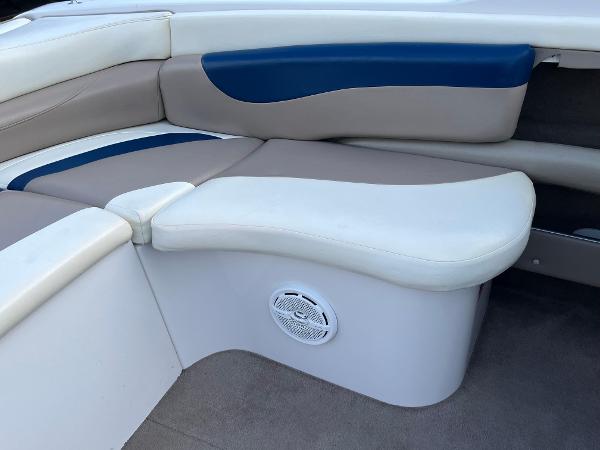 1997 Four Winns Sundowner 225