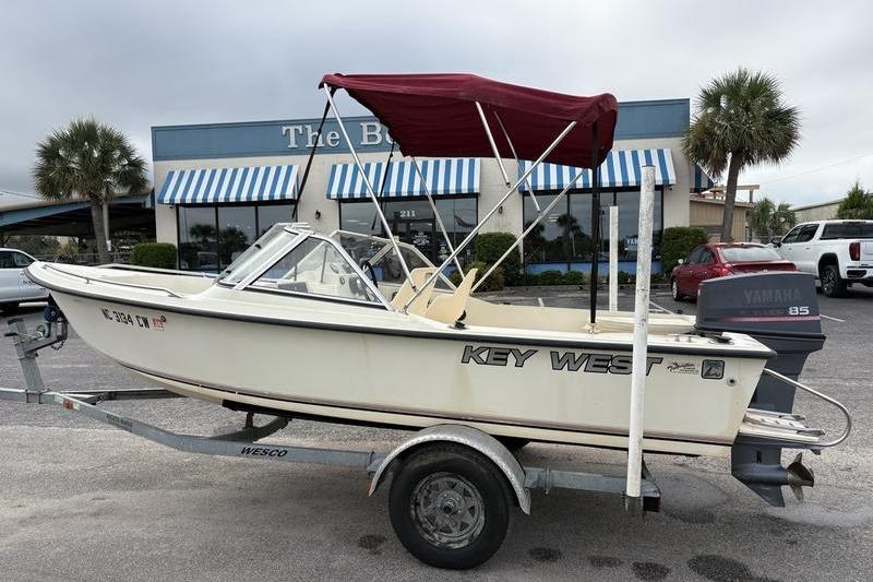 1996 Key West 1720 Dual Console