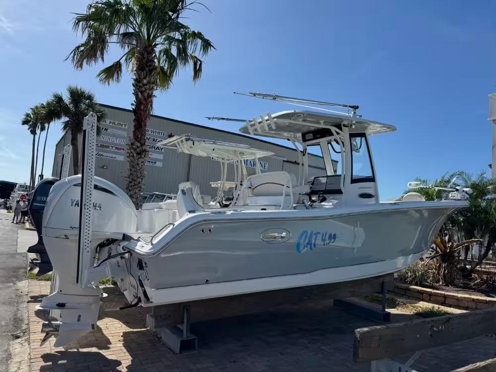 Sea Hunt Ultra 255 SE
