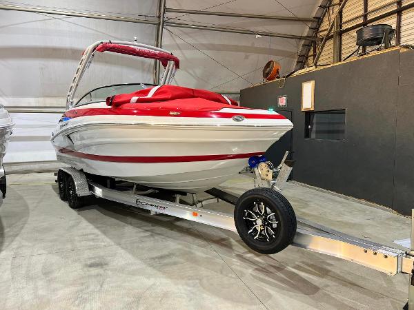 2024 Crownline 250XSS
