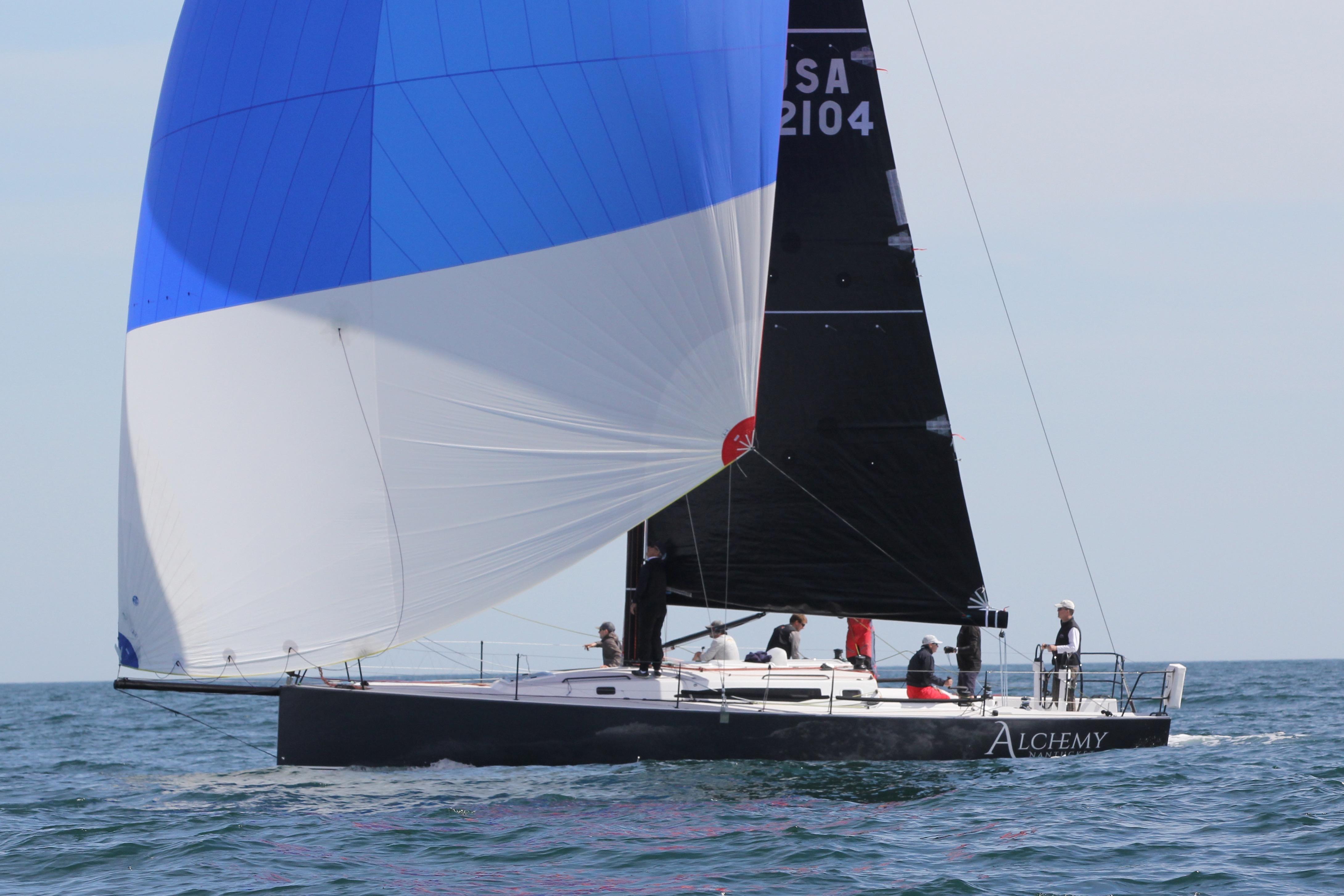 2018 J Boats J/121