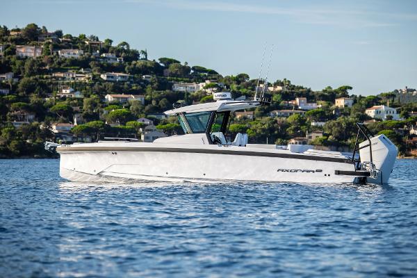 2025 Axopar 29 CCX