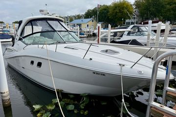 2010 Sea Ray 330 Sundancer