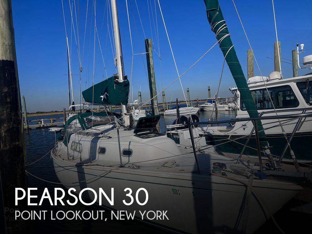 Pearson 30 1977 Pearson 30 for sale in Freeport, NY