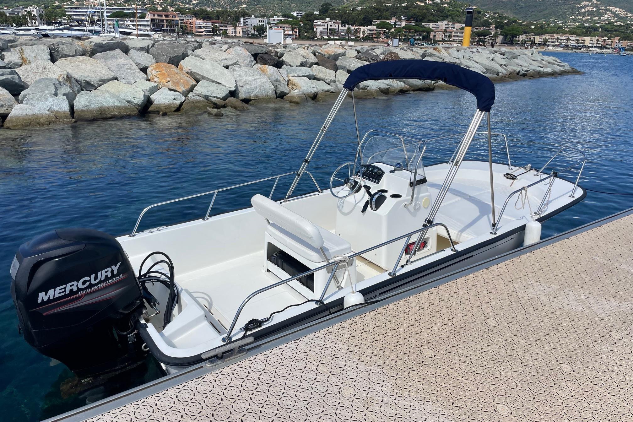 2014 Boston Whaler 170 Montauk