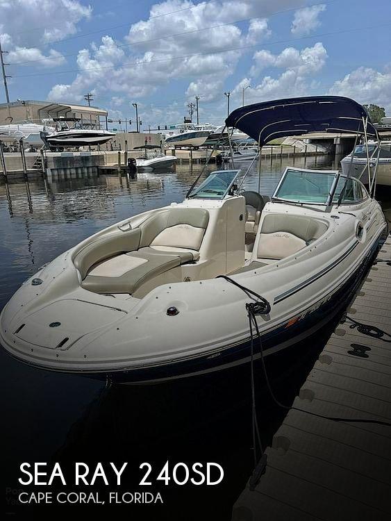 Sea Ray 240 Sundeck 2005 Sea Ray 240SD for sale in Cape Coral, FL