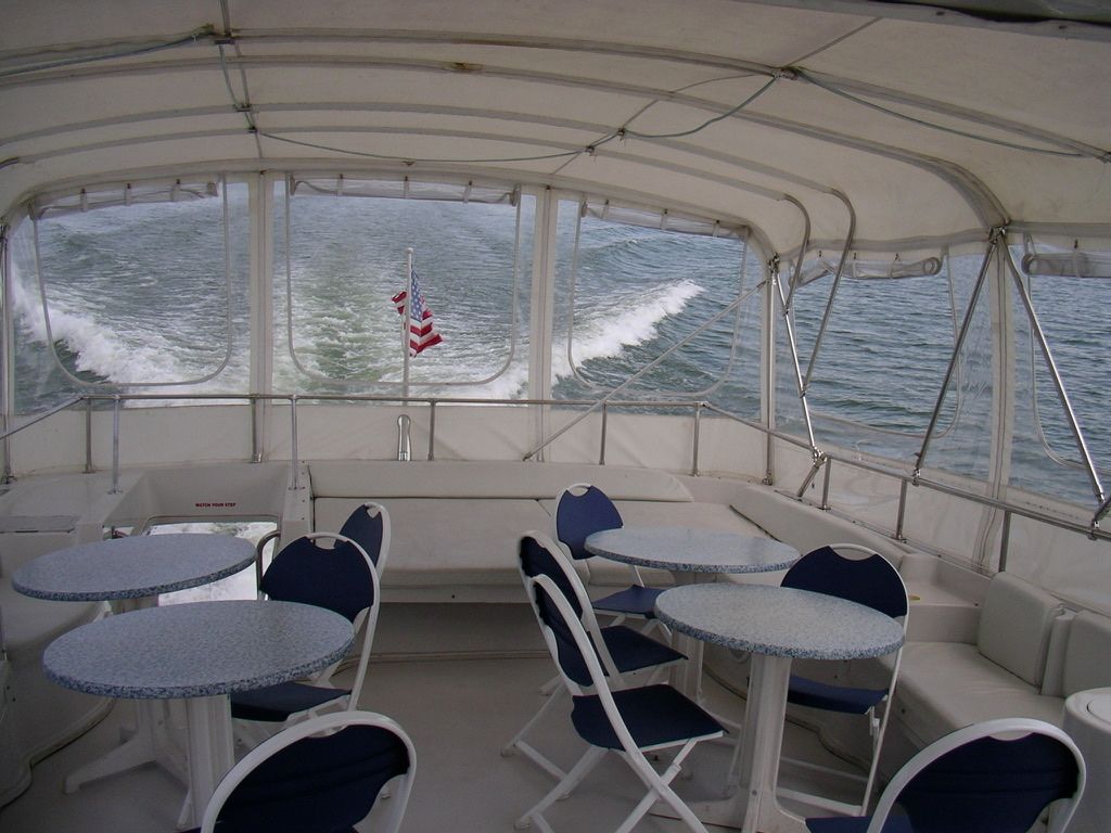 2003 Bluewater Yachts 5200 Millenium Commeercial