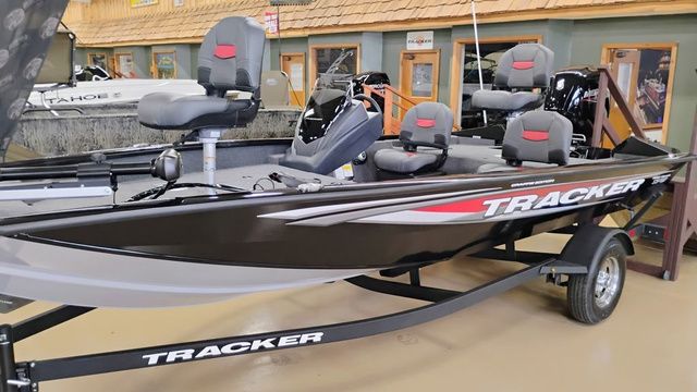 2025 Tracker Pro Team™ 175 Crappie Edition