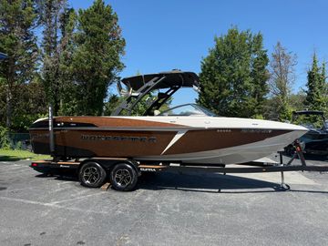 2016 Malibu Wakesetter 25 LSV