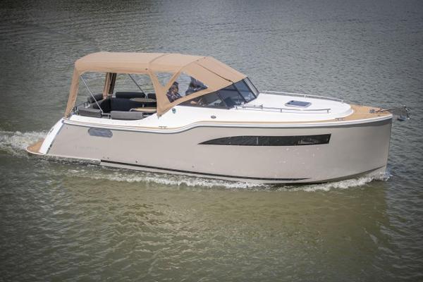 2025 Maxima 920 Retro Cabin