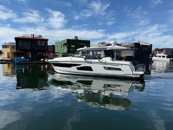 2021 Jeanneau NC Weekender 1095