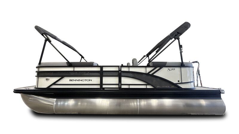 Bennington 20 S STERN RADIUS