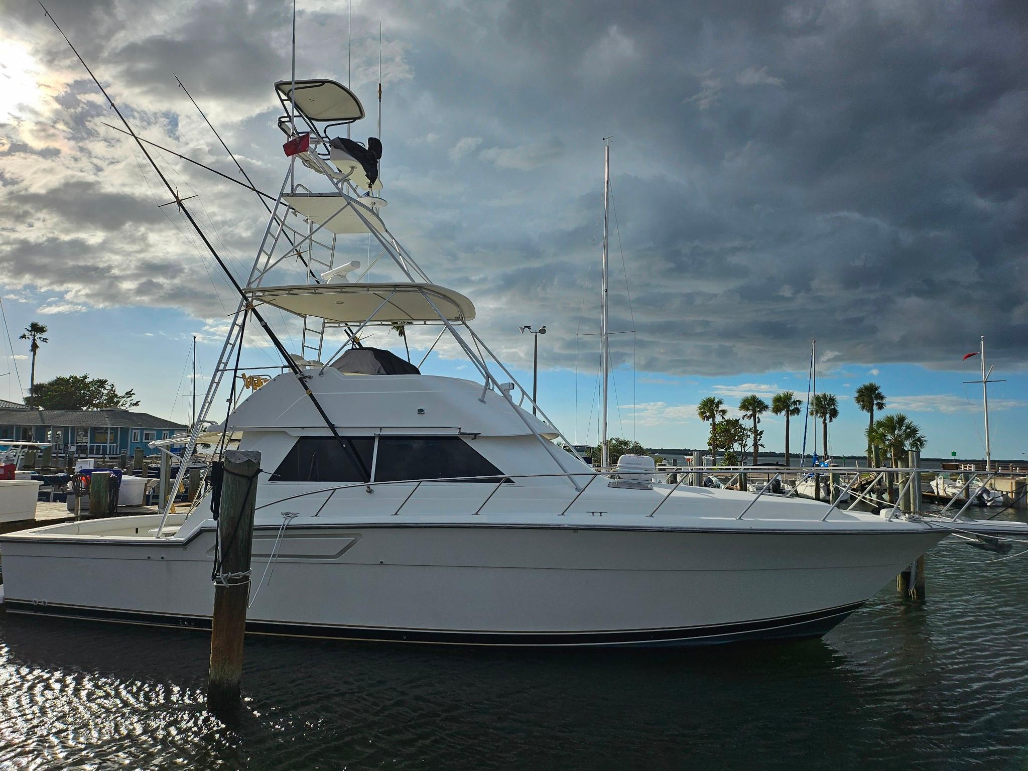 Tiara Yachts 4300 Convertible