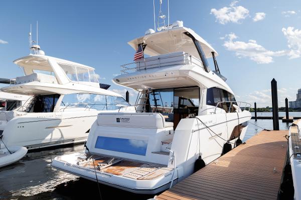 2024 Prestige 520