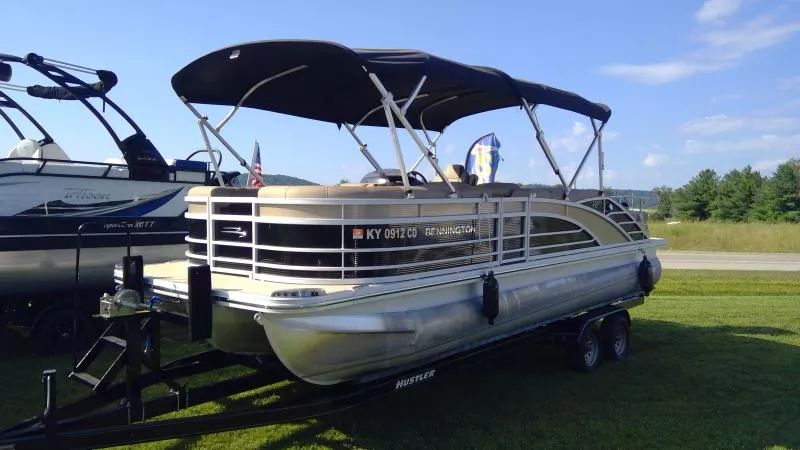 2020 Bennington 23R