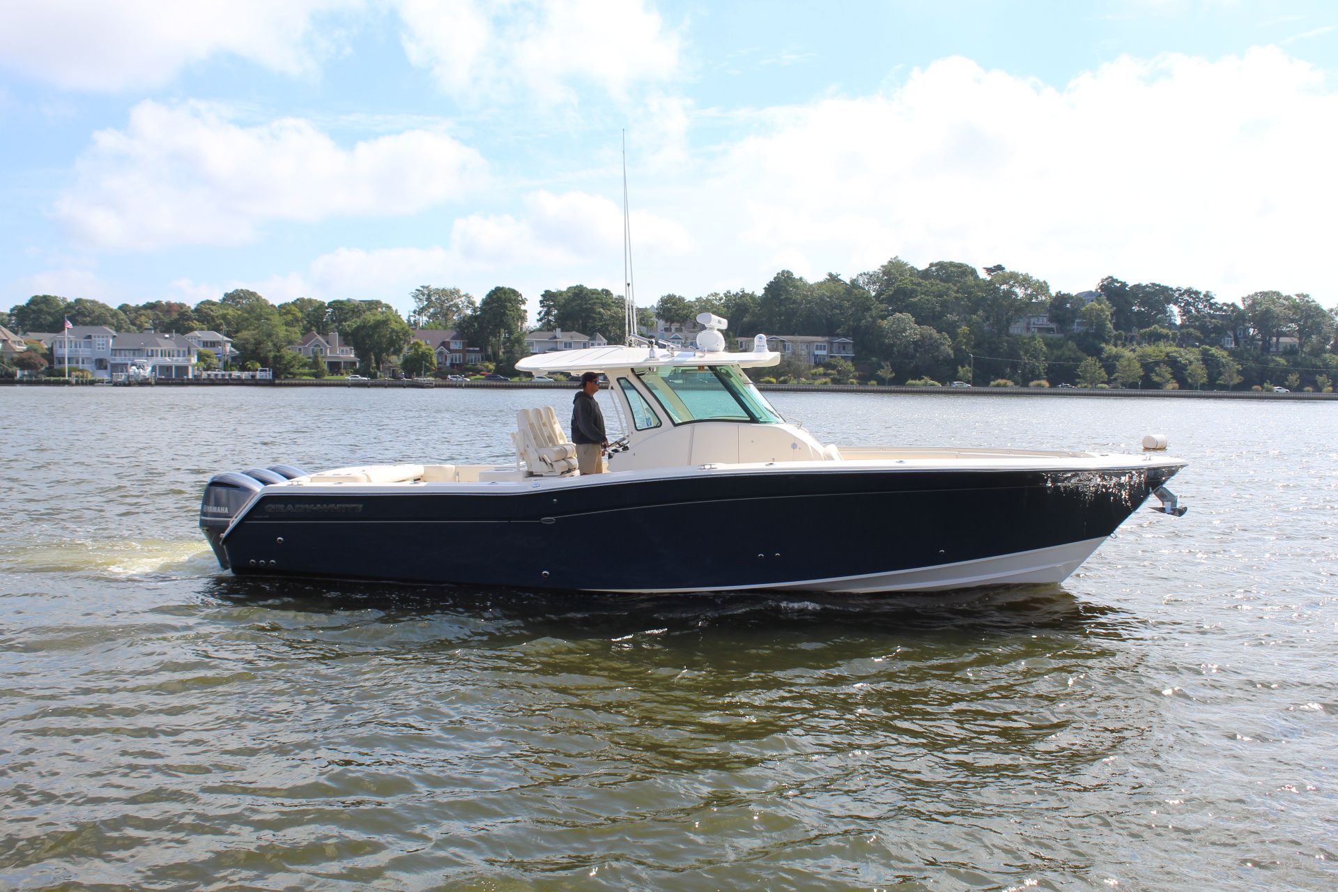 2016 Grady-White Canyon 376