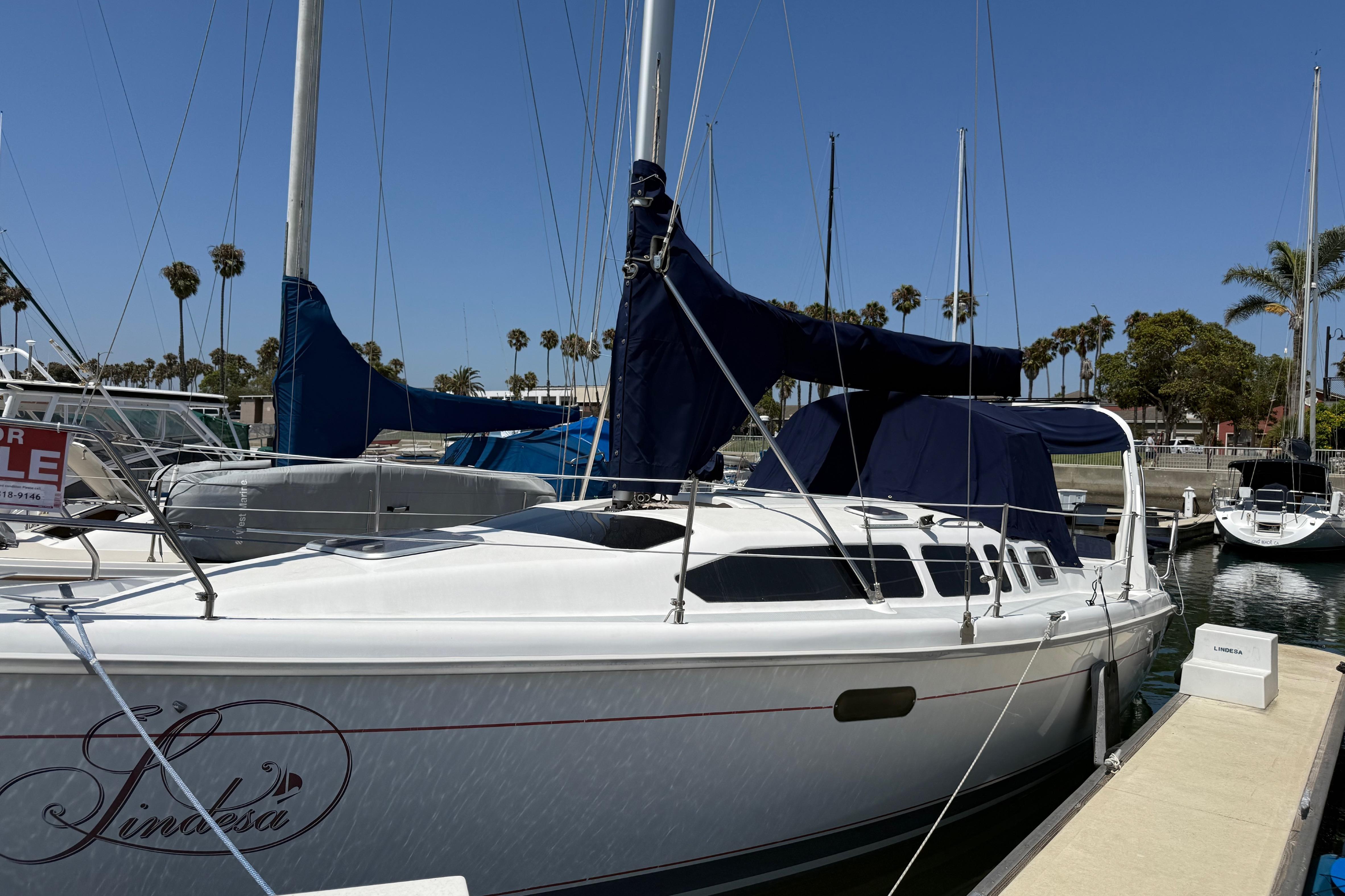 1998 Hunter 34