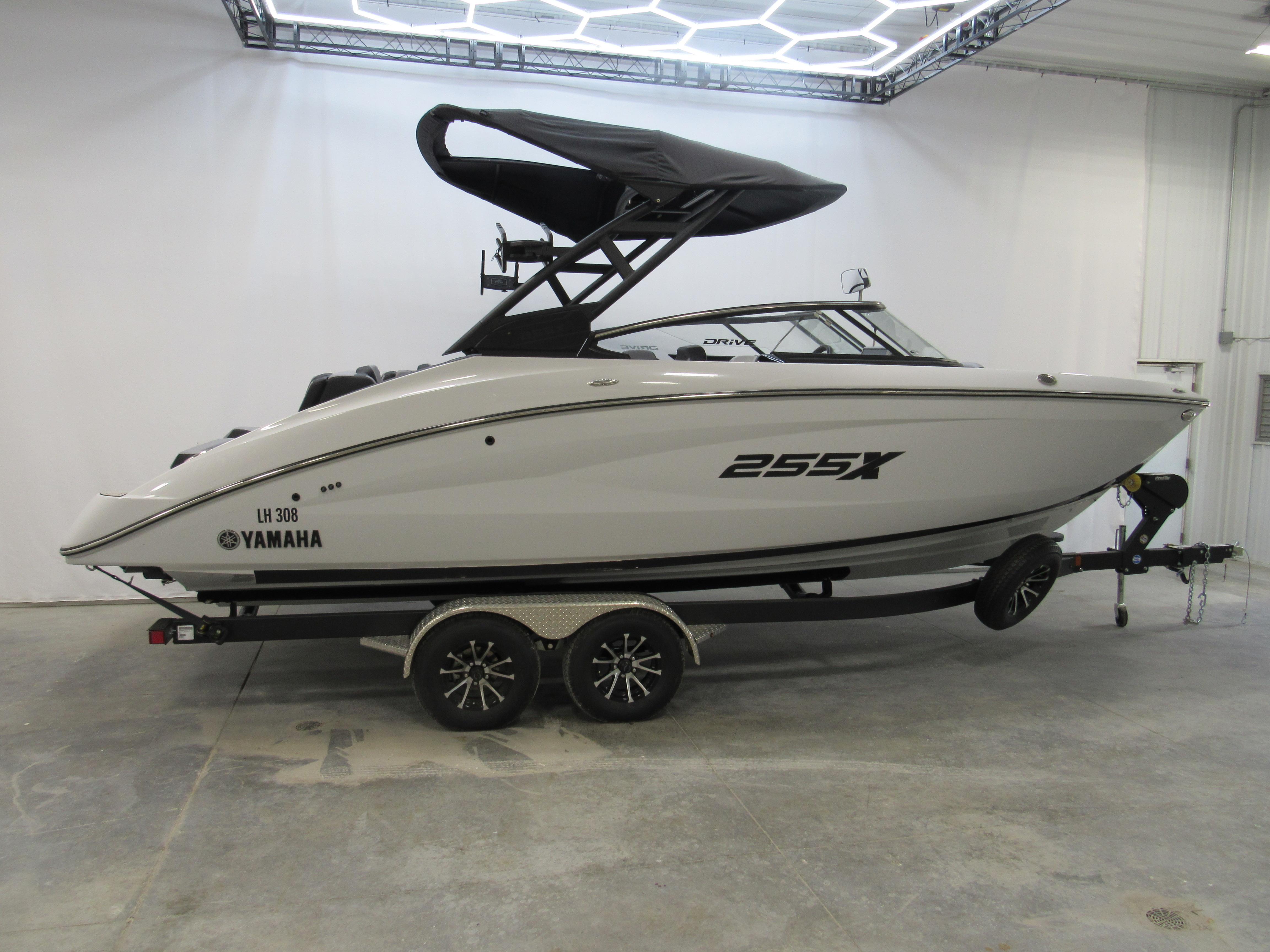 2024 Yamaha Boats 255XD