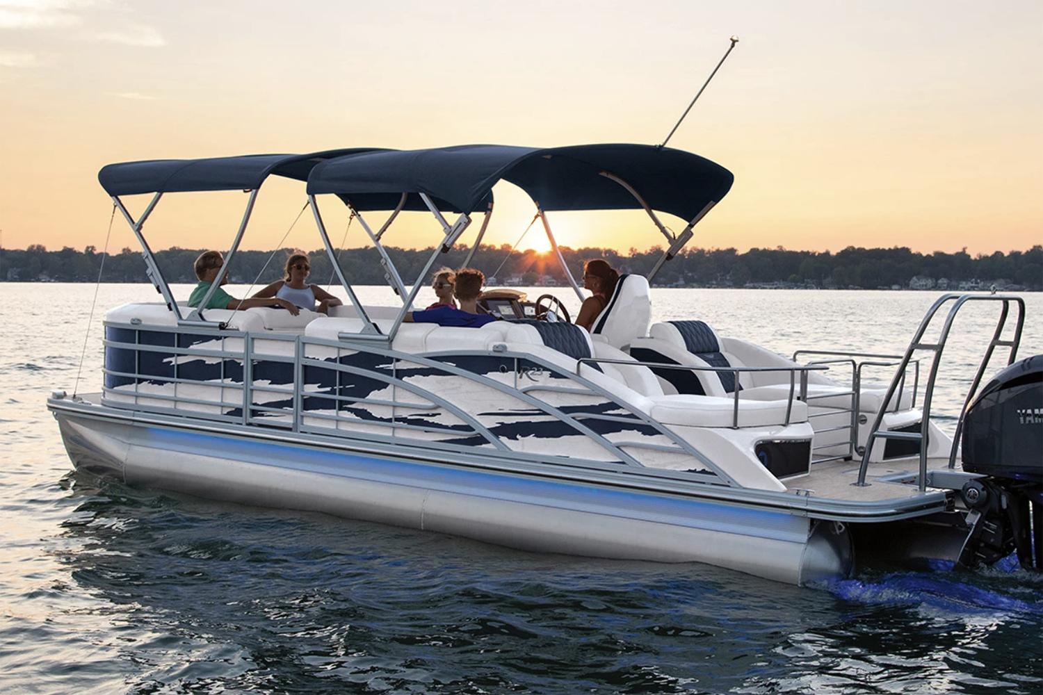 Bennington Boat image