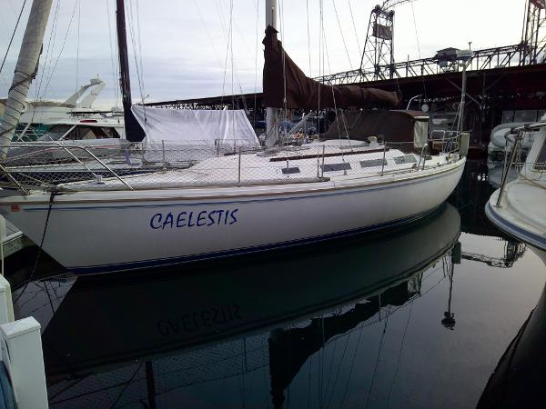 1984 Catalina 36' sloop