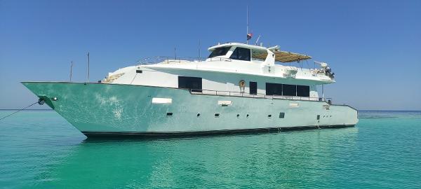 2005 Custom Canyon Yachts