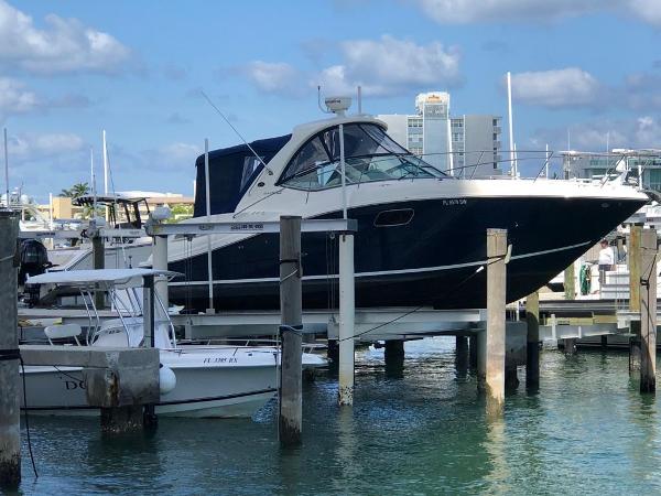 2012 Sea Ray 350 Sundancer