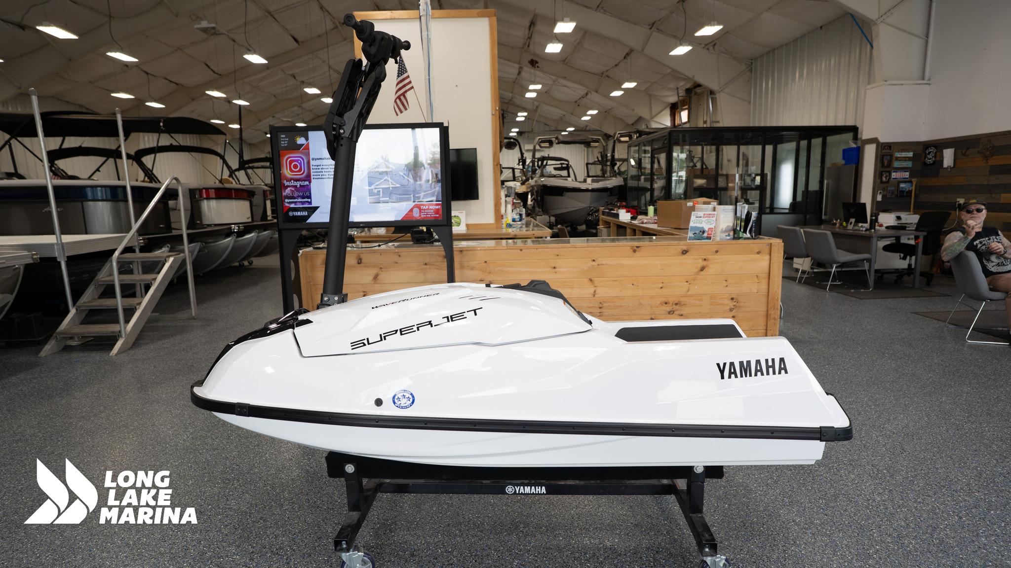 2025 Yamaha Boats SUPERJET
