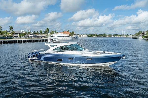 Formula 430 Super Sport Crossover 2021 Formula 430 Super Sport Crossover yacht cruising on a sunny day.