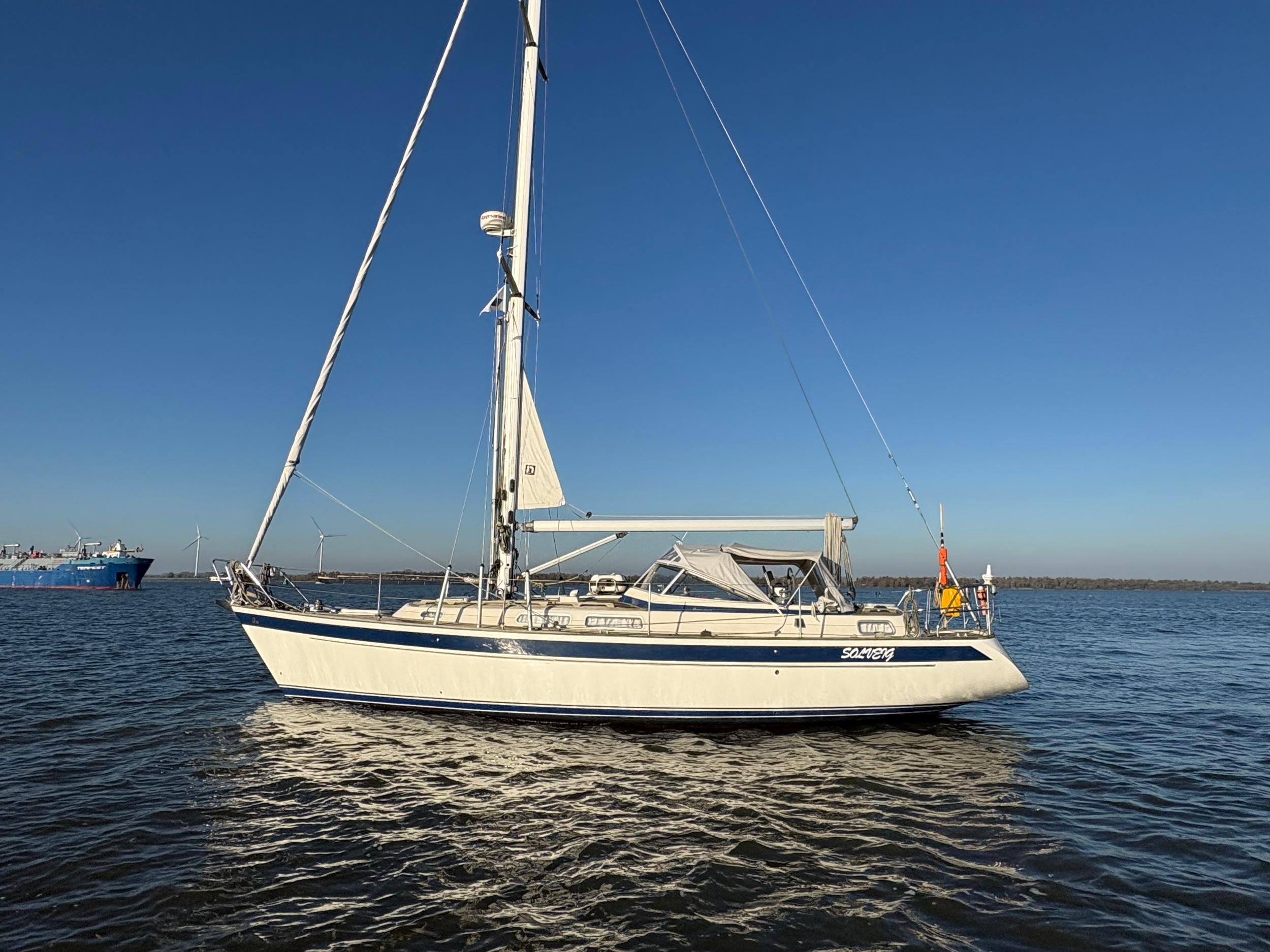 1998 Hallberg-Rassy 36