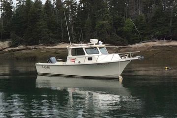 2001 Parker 2520 Deep Vee Sport Cabin