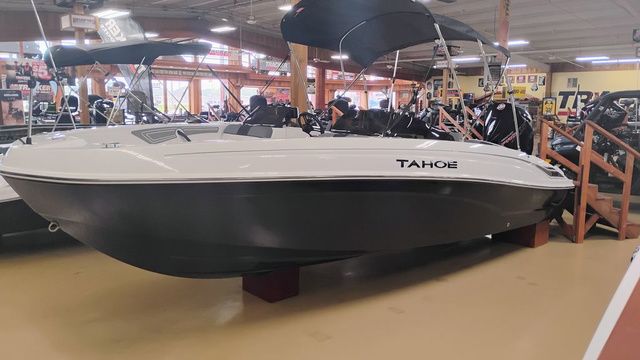 2025 Tahoe T21