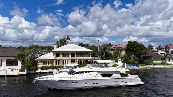 1998 Ferretti Yachts 80