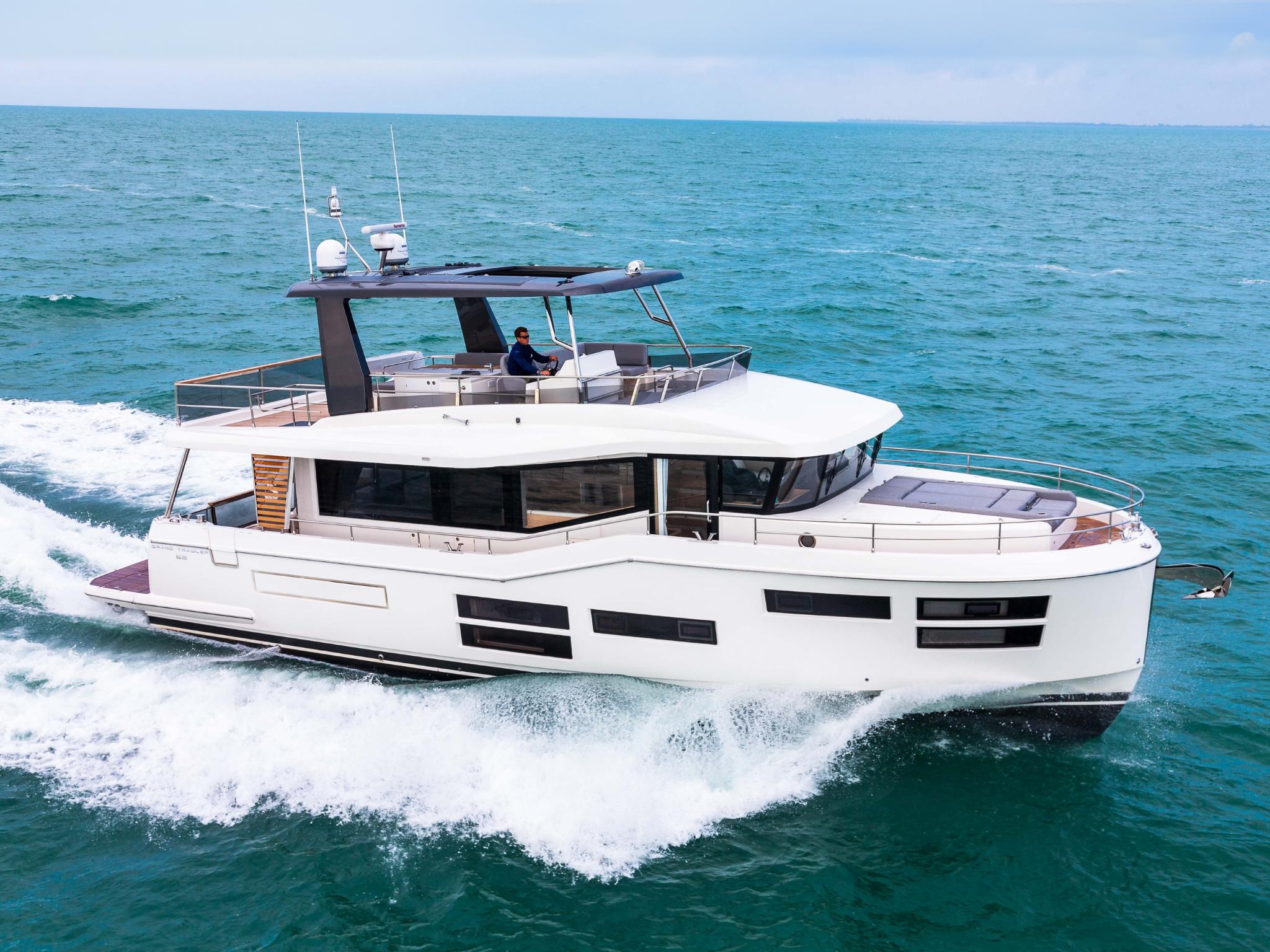 2025 Beneteau Grand Trawler 62