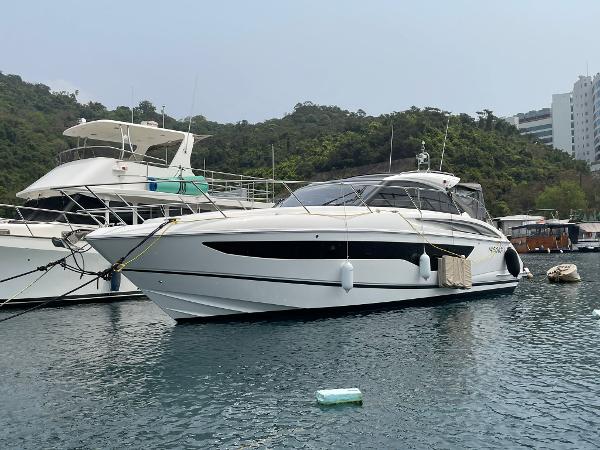 2023 Princess V40