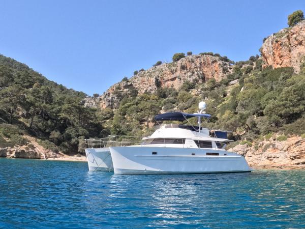 Fountaine Pajot Cumberland 46