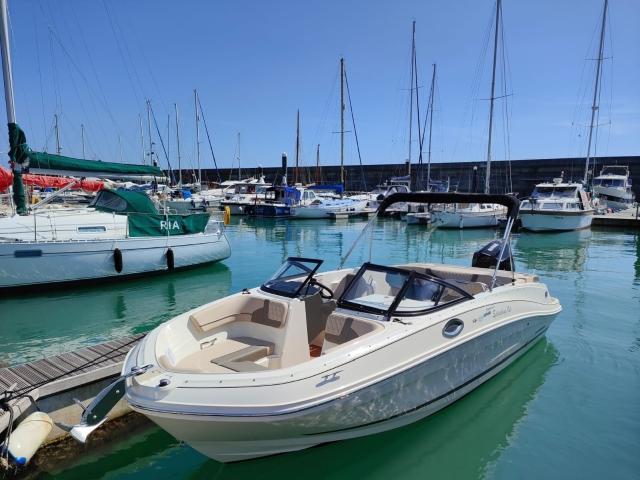 2022 Bayliner VR6 Bowrider