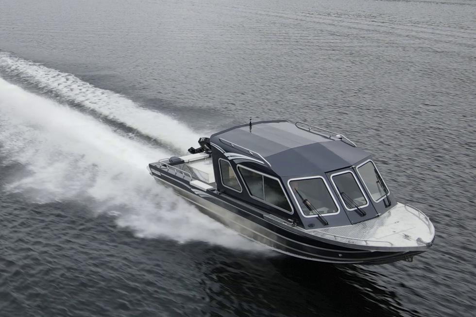 Armor Taku 25 - boats.com